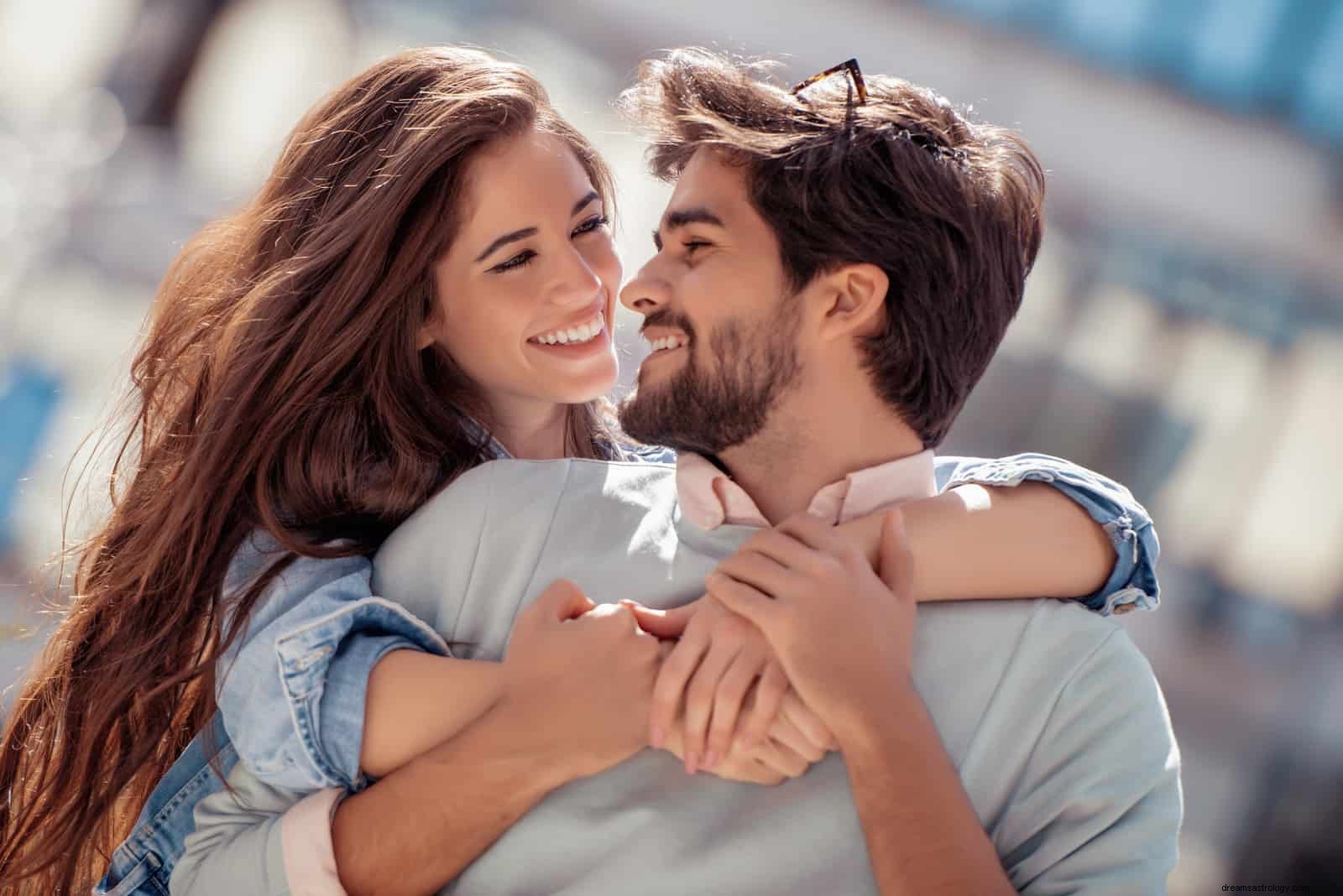 Cancer & Capricorn Compatibility: A Deep Dive into Love & Friendship