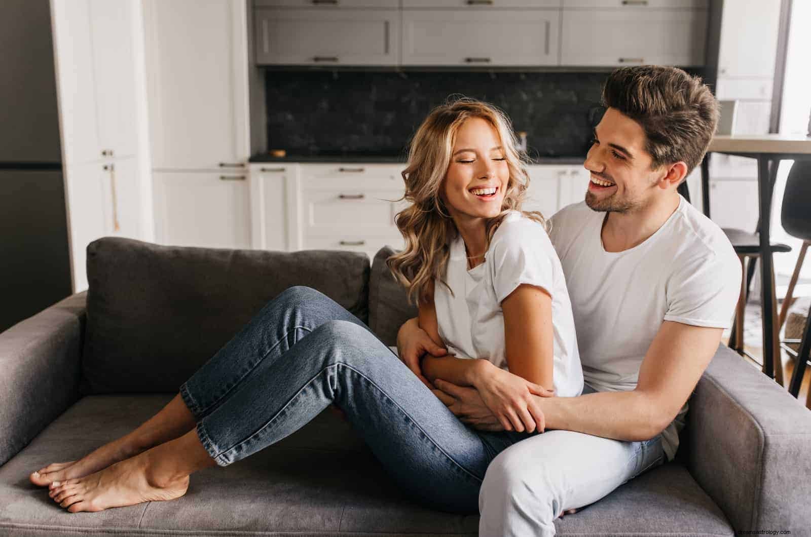 Gemini & Cancer Compatibility: A Deep Dive into Love & Friendship