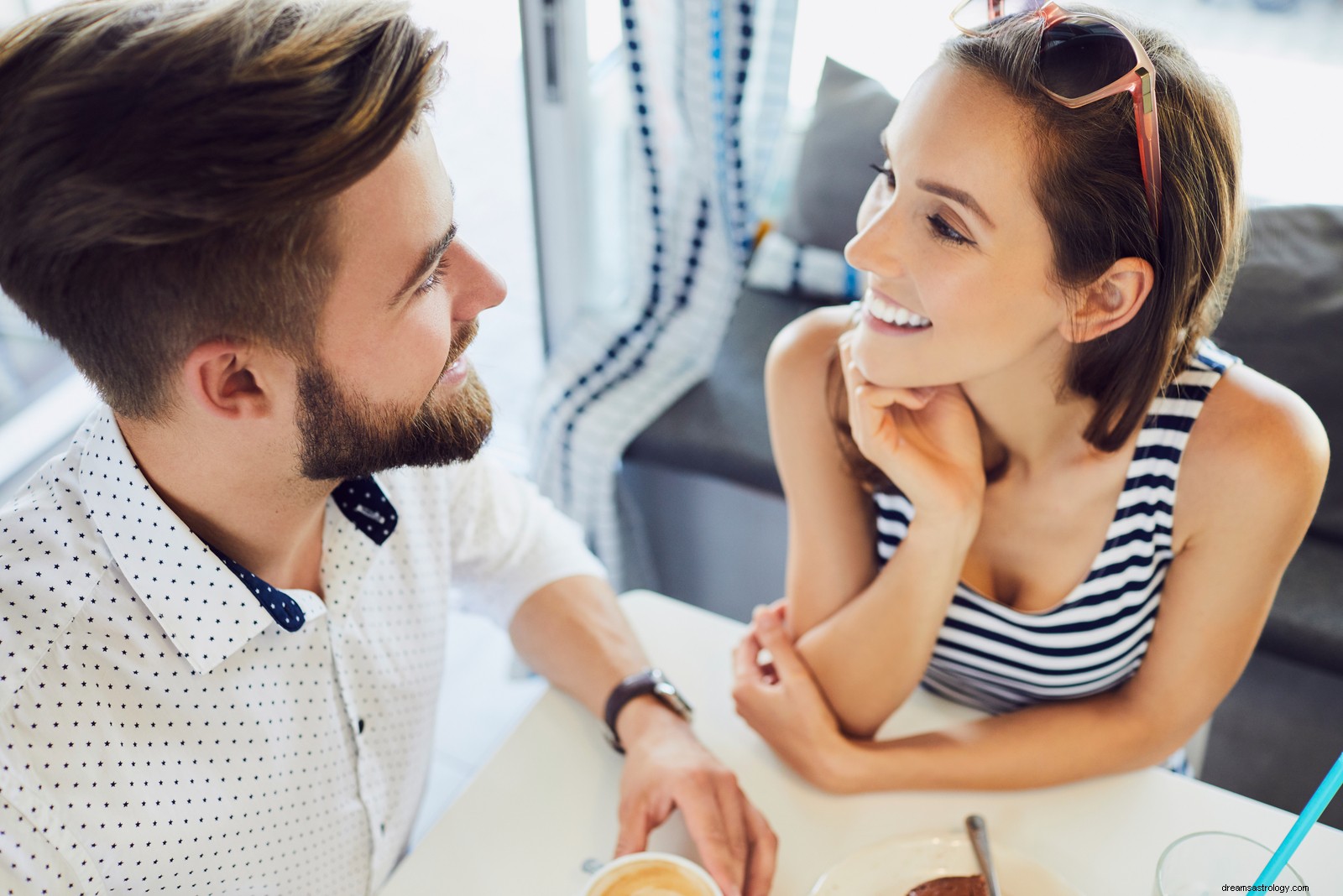 Scorpio & Capricorn Compatibility: A Deep Dive into Love & Friendship