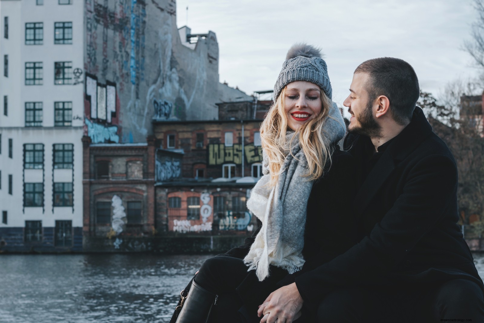 Leo & Sagittarius Compatibility: Love, Friendship & Relationship Dynamics