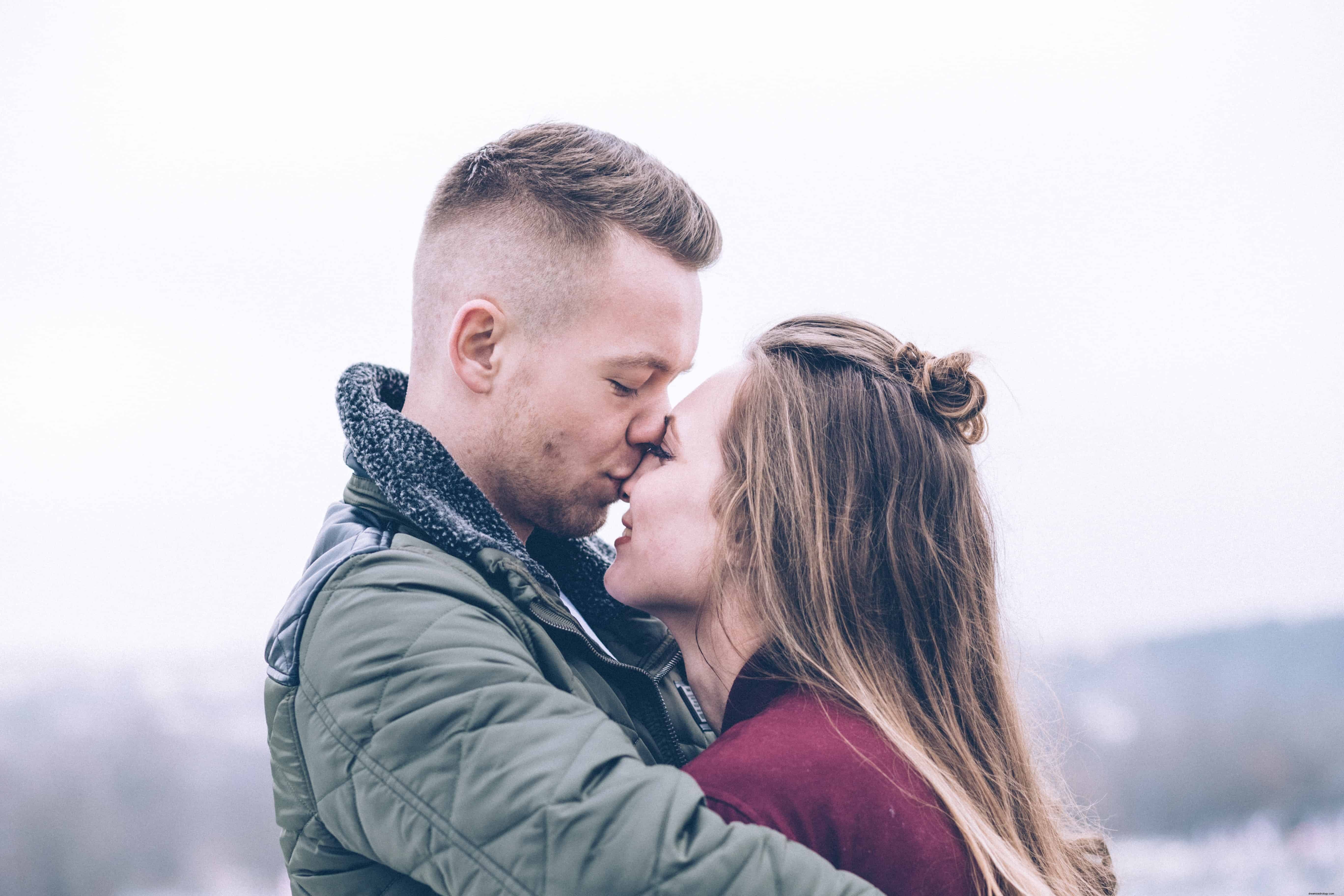 Libra & Sagittarius Compatibility: Love & Friendship - A Detailed Analysis
