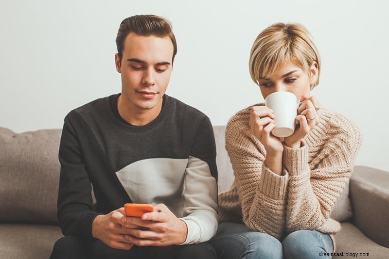Libra Compatibility: Relationships & Connections