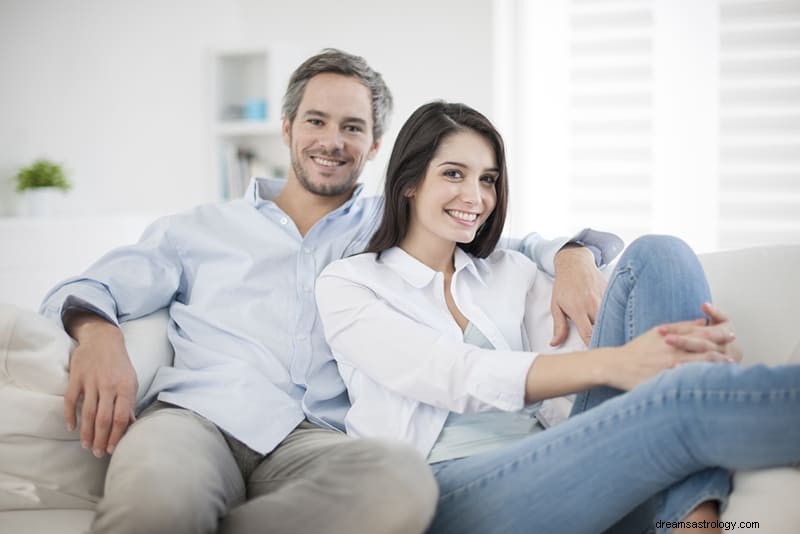 Libra Compatibility: Relationships & Connections