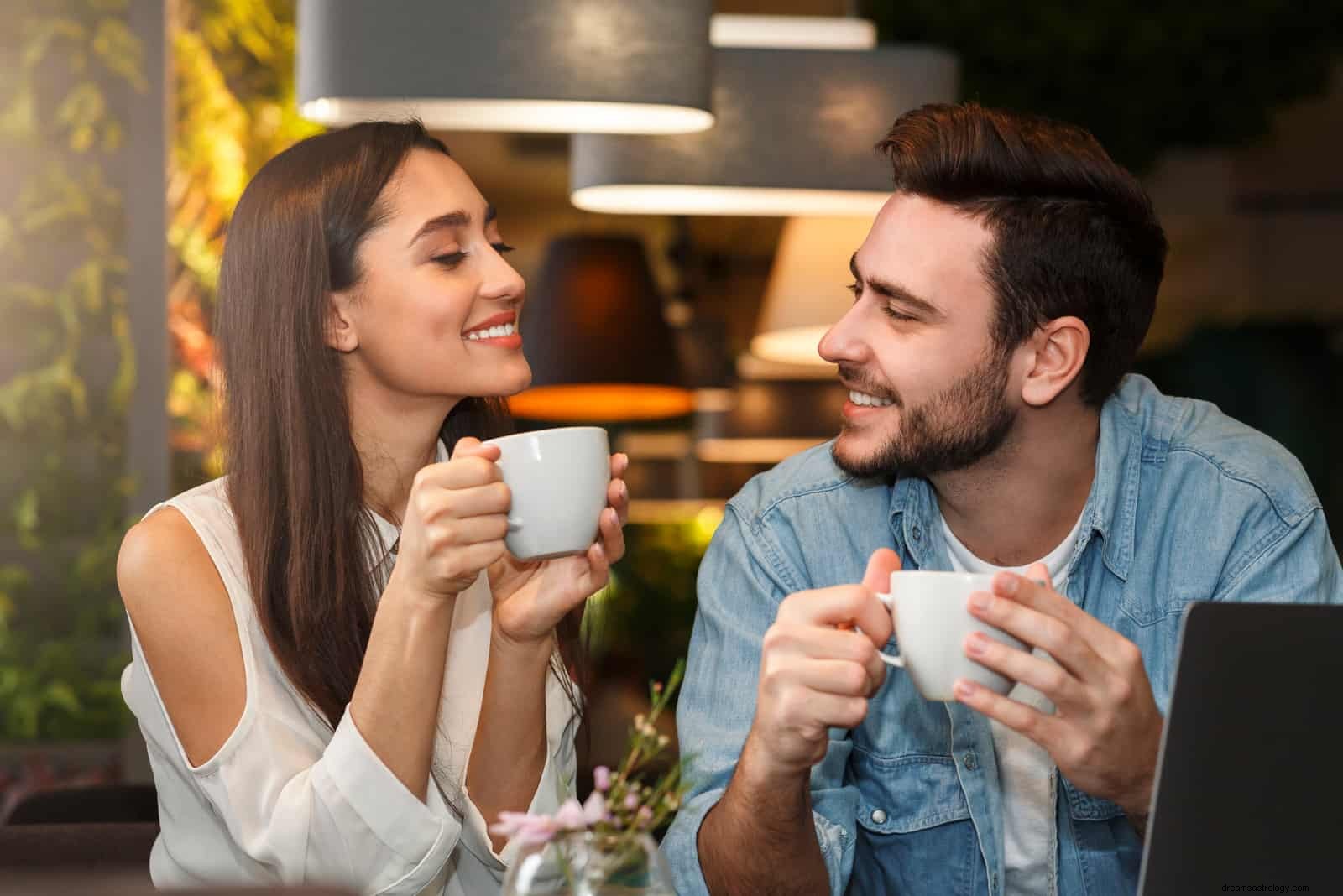 Sagittarius Man & Scorpio Woman: Compatibility & Relationship Insights