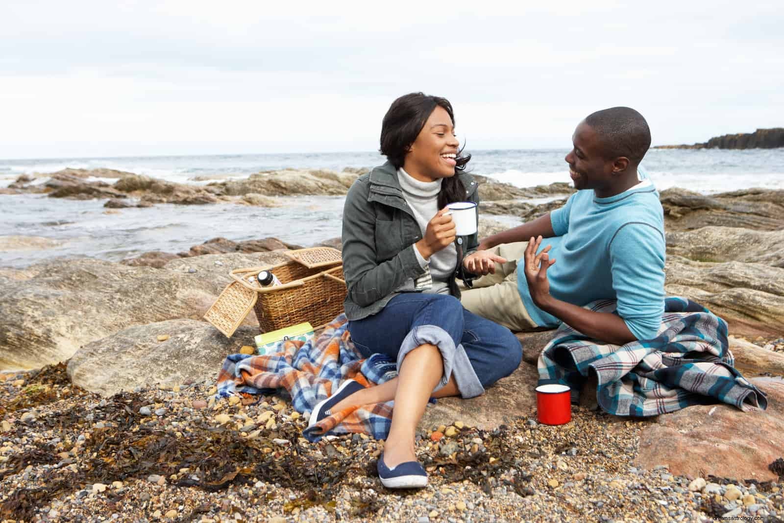 Leo & Aquarius Compatibility: Love, Friendship & Relationship Insights