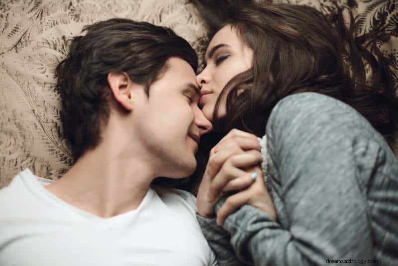 Dating Your Zodiac Sign: Pros & Cons - A Comprehensive Guide