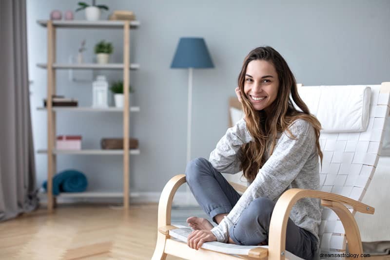 Girlfriend Personality by Birth Month: What Your Zodiac Sign Reveals