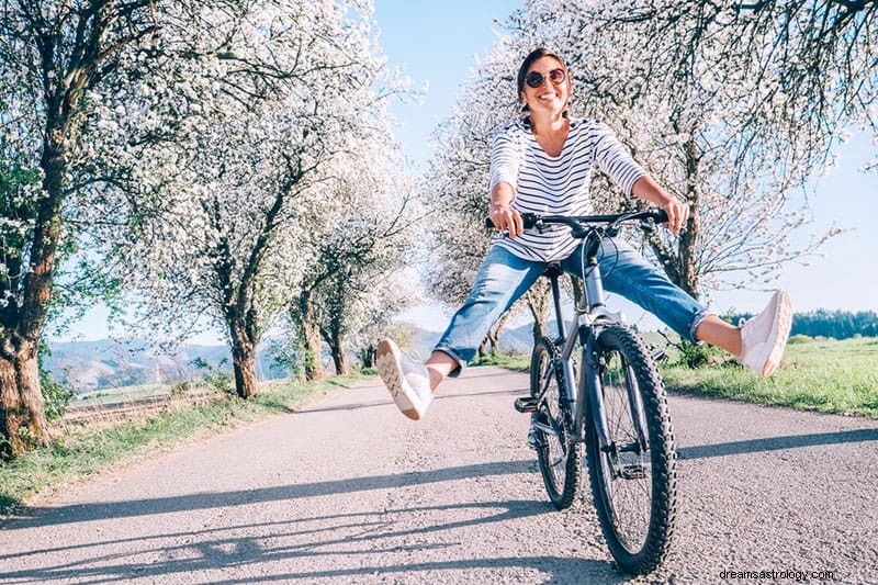 Girlfriend Personality by Birth Month: What Your Zodiac Sign Reveals