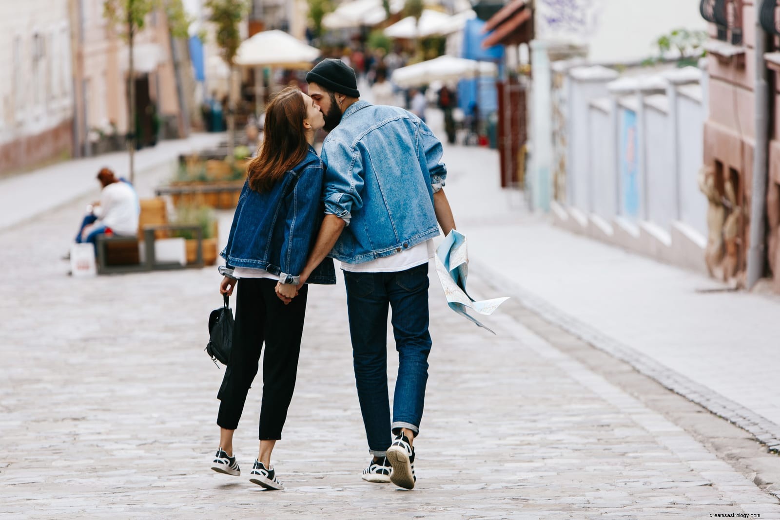Zodiac Compatibility: Lasting Love & High-Conflict Couples