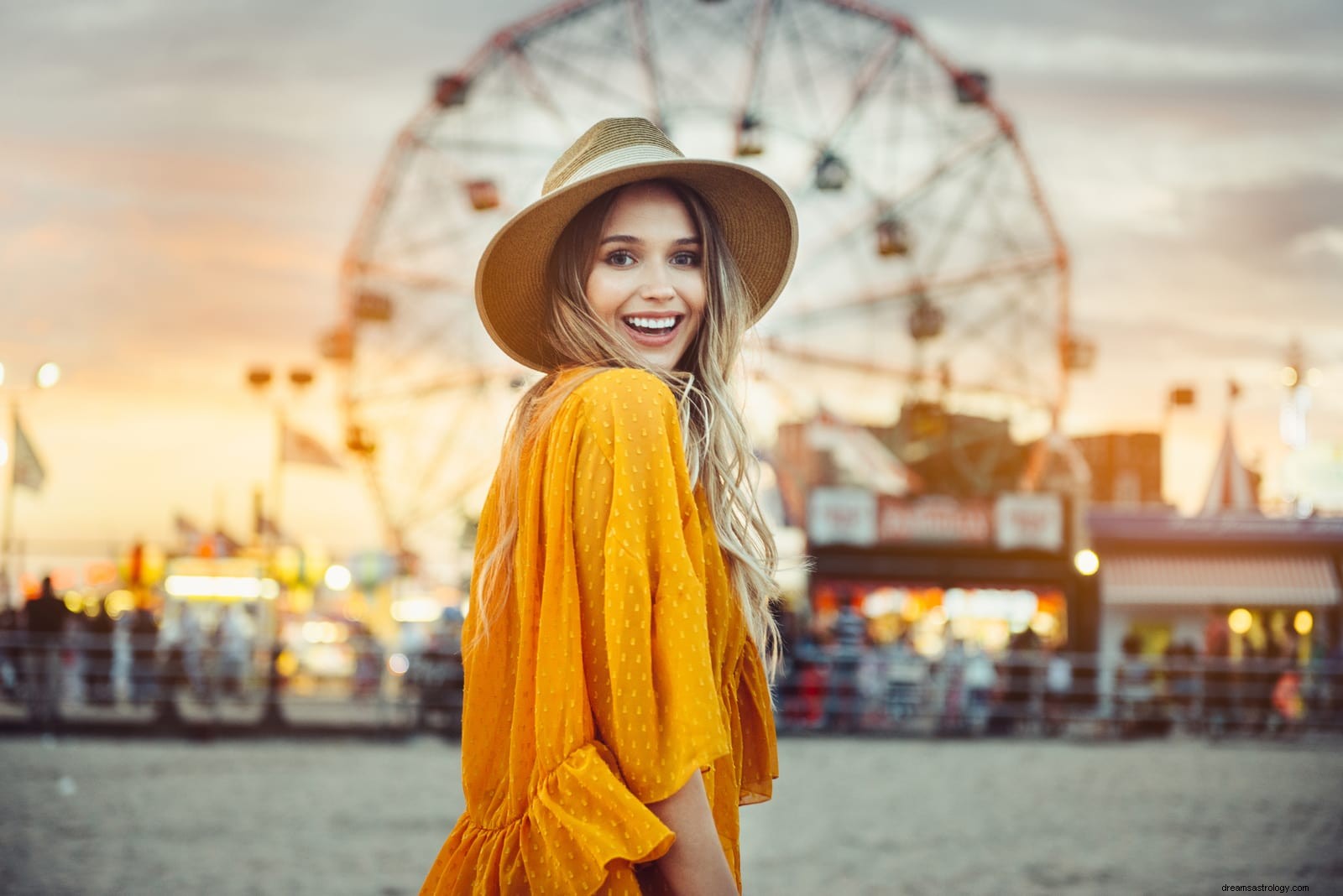 Zodiac Compatibility: The One Relationship to Avoid in 2022