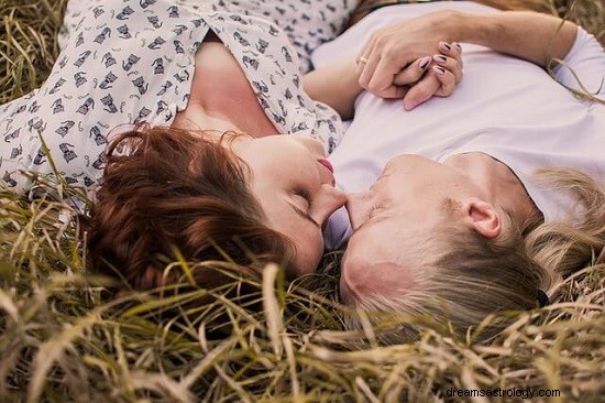 Libra Woman & Taurus Man Compatibility: A Deep Dive