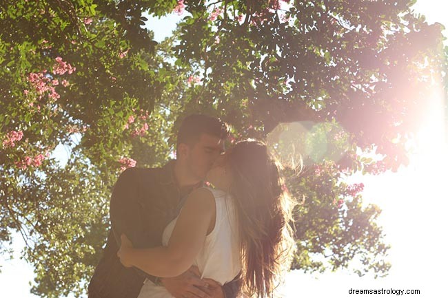 Libra Sun Capricorn Moon: Understanding Personality & Compatibility
