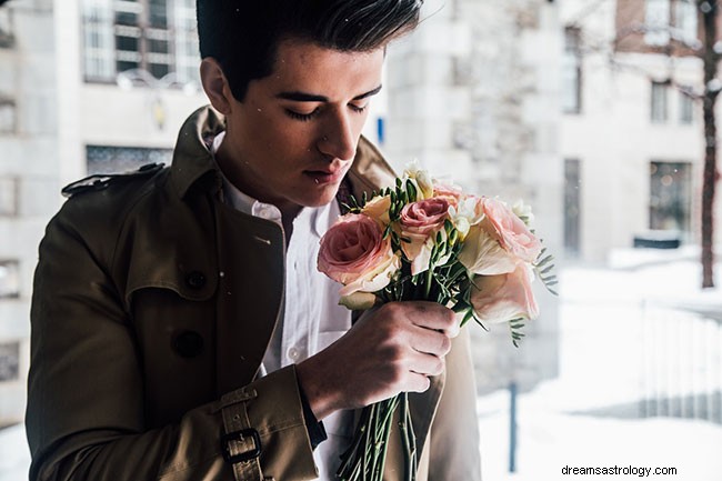 Capricorn Sun, Leo Moon: Personality Traits & Compatibility