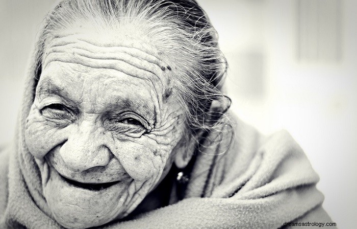What It Means When You Dream of a Smiling Deceased Loved One