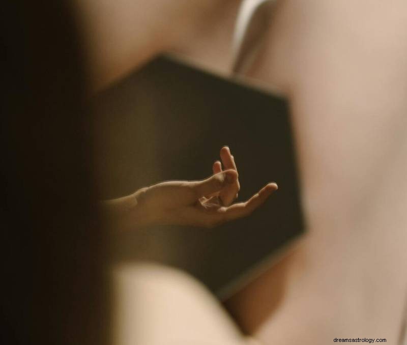 Why Your Past Dreams Resurface: Understanding the Science Behind Unexpected Dream Recall