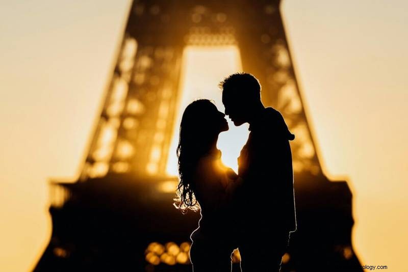 7 Clear Signals a Virgo Man Shows When He s Interested in a Woman