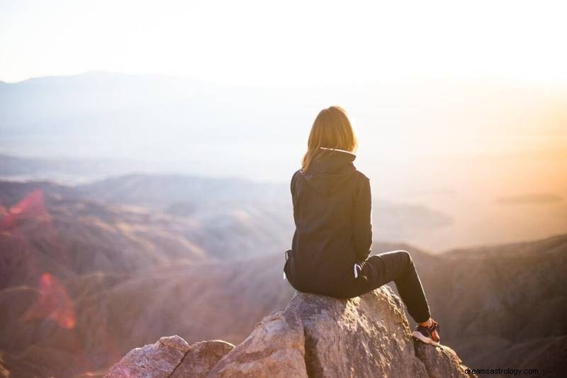 15 Qualities a Gemini Man Truly Values in a Woman
