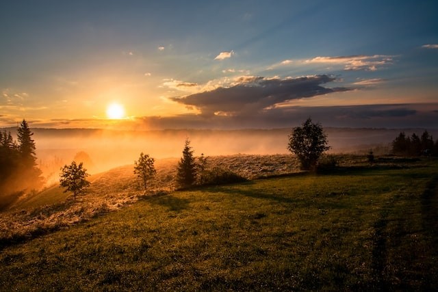What Your Sunset Dreams Reveal: Insights, Scenarios, and Symbolic Meanings