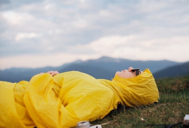 Understanding Fire Dreams: Common Interpretations and What They Reveal