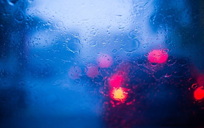What It Means When You Dream of Driving Into Water: Symbolic Insights
