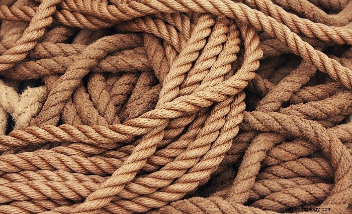 Unpacking the Spiritual Significance of Ropes in Dreams