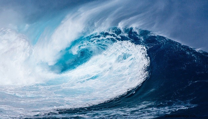 Tsunami Dreams Explained: Symbolism, Meaning, and How to Interpret Them