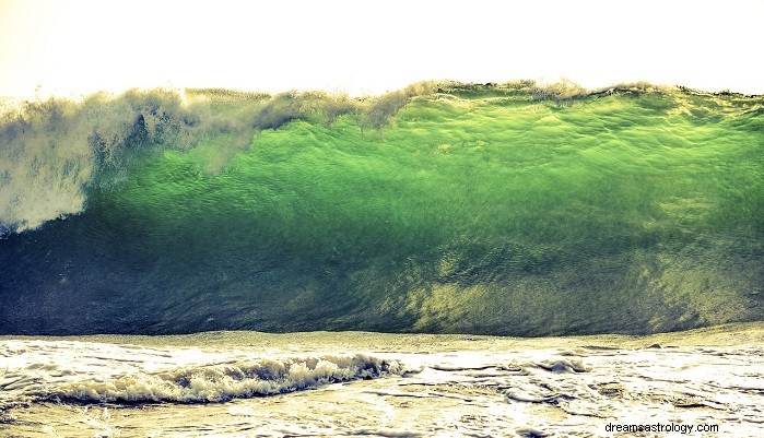 Tsunami Dreams Explained: Symbolism, Meaning, and How to Interpret Them