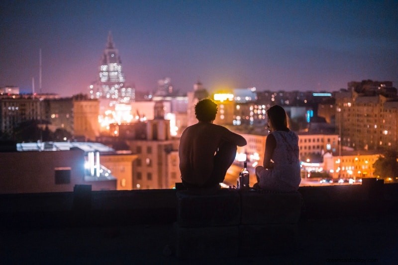12 Zodiac Signs: How to Spot When a Relationship Turns Serious