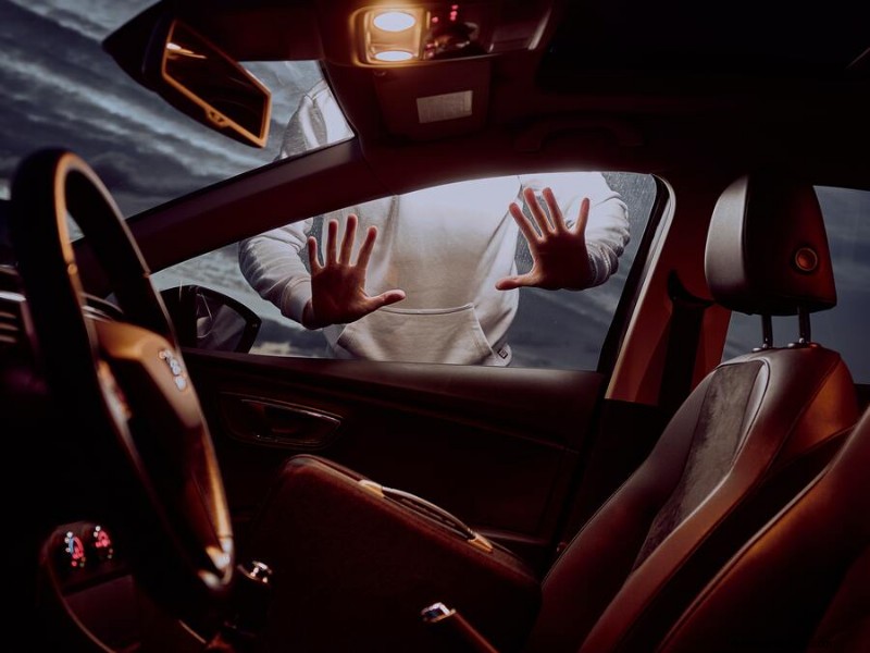 11 Spiritual Interpretations of Being Robbed – Insights for Dreams and Real Life