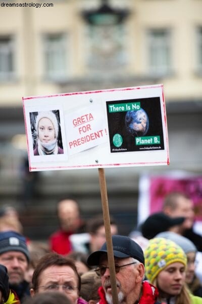 Týdenní lekce astrologie zdarma:Proč astrologie funguje 