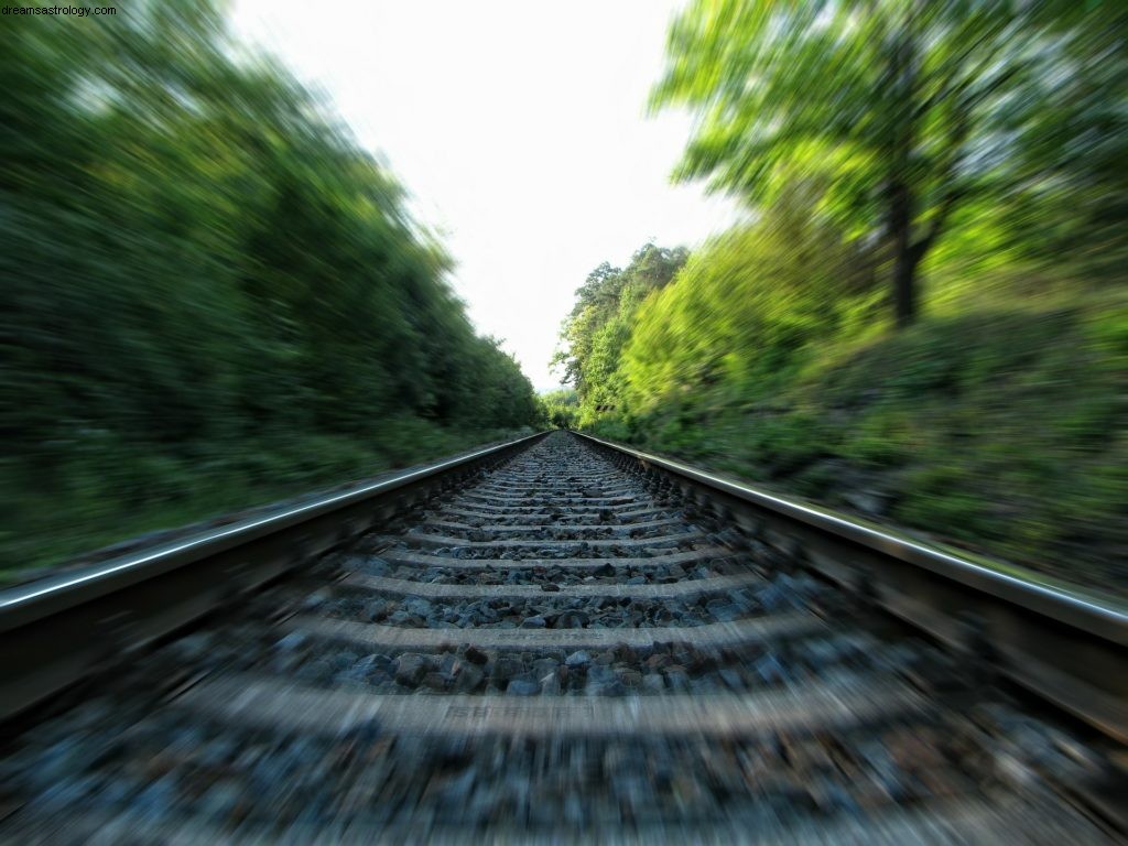 Mercurio retrogrado:treno lento, treno veloce 