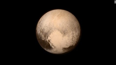 Ein erster Blick auf den unsichtbaren Pluto 