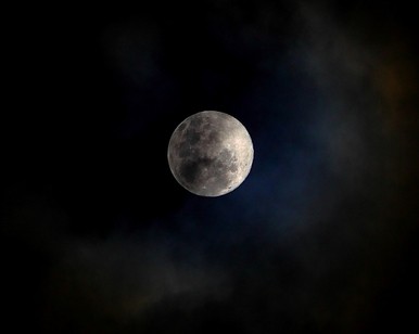 Luna oscura en Cáncer 
