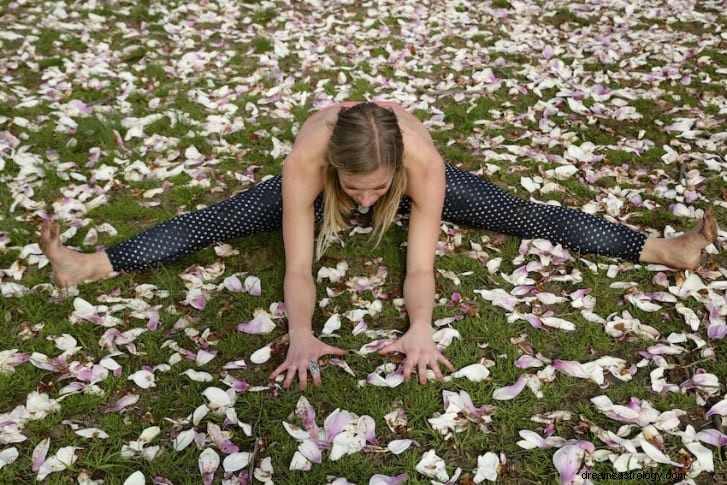 11 Yoga-Posen, um die Kraft des Vollmonds zu nutzen 