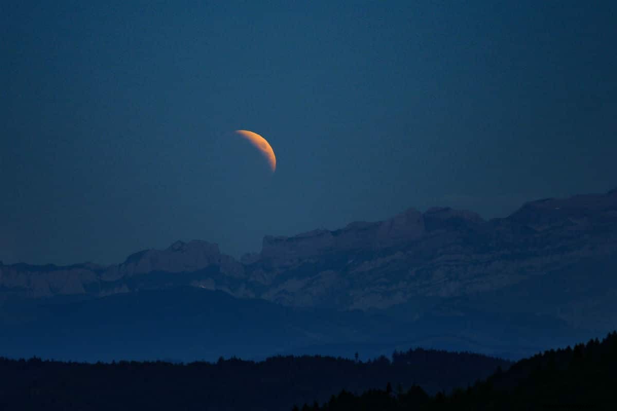 Qué esperar de la Luna Nueva en agosto y cómo establecer intenciones 