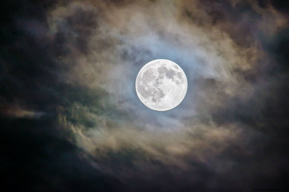 Bagaimana sebenarnya Bulan Purnama mempengaruhi kita? 
