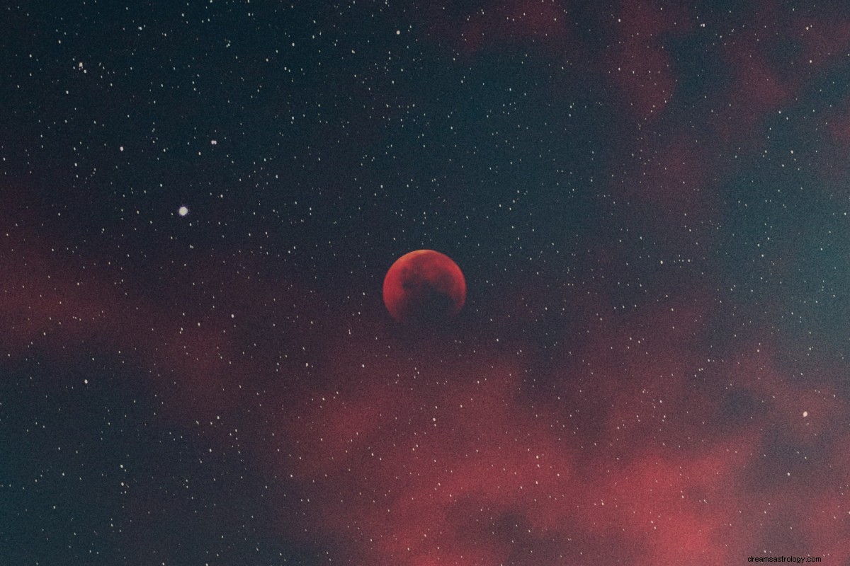 Todo lo que necesitas saber sobre la Luna Llena de Sangre que llegará en mayo de 2021 