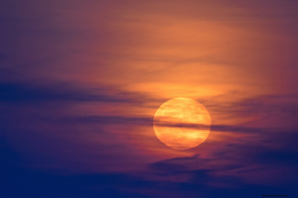 A Lua Cheia do Caçador de outubro cai em Áries – eis o que esperar 