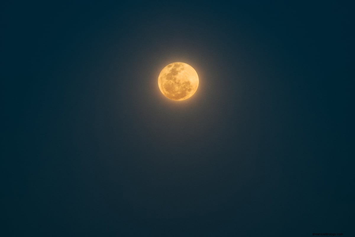 Ein weiterer Monat, ein weiterer Vollmond:So wirkt sich der Schütze-Vollmond auf Ihr Sternzeichen aus 