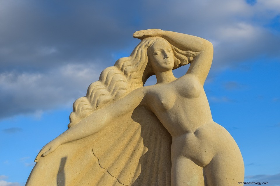 Afrodite in un sogno:significato e simbolismo 