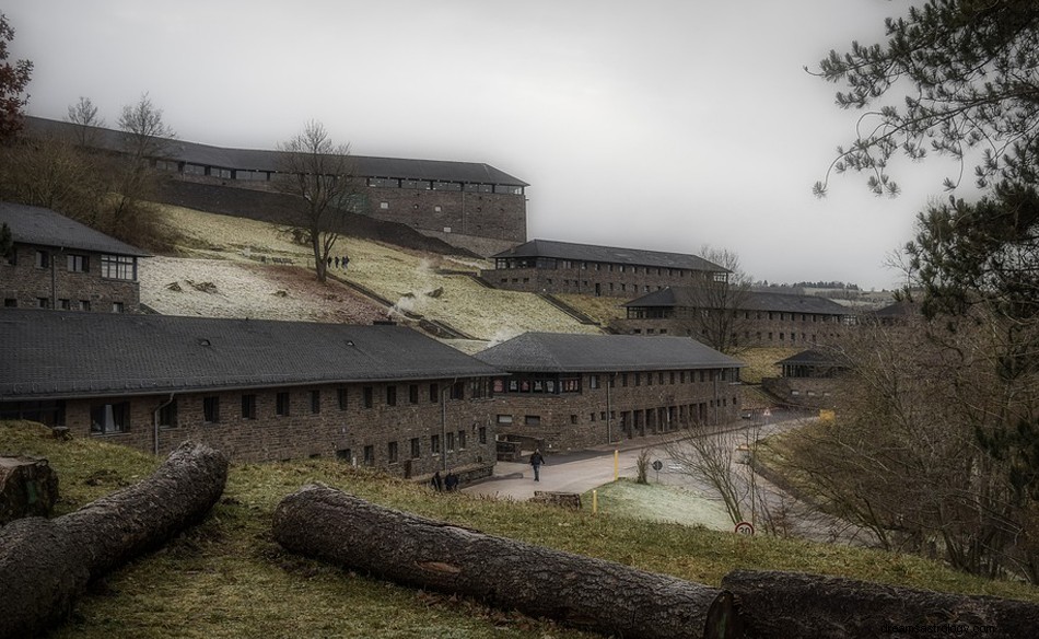 Garnison - Drømmebetydning og symbolik 