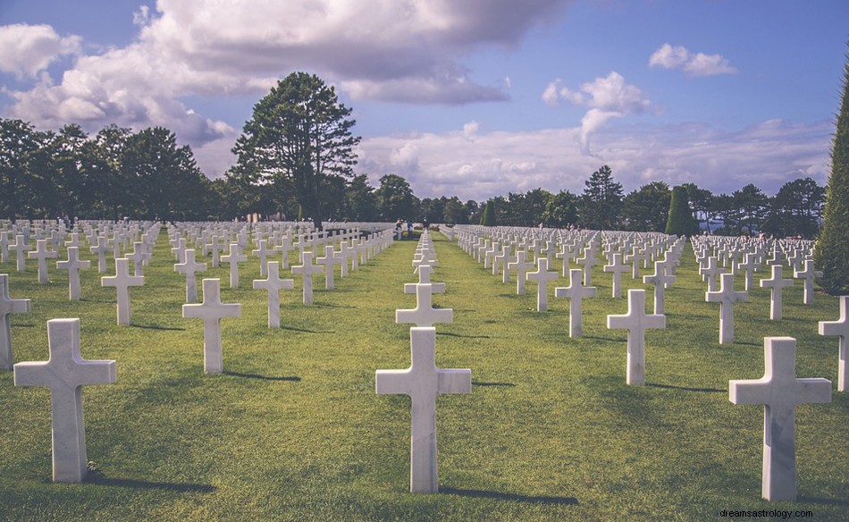 Friedhof – Traumbedeutung und Symbolik 