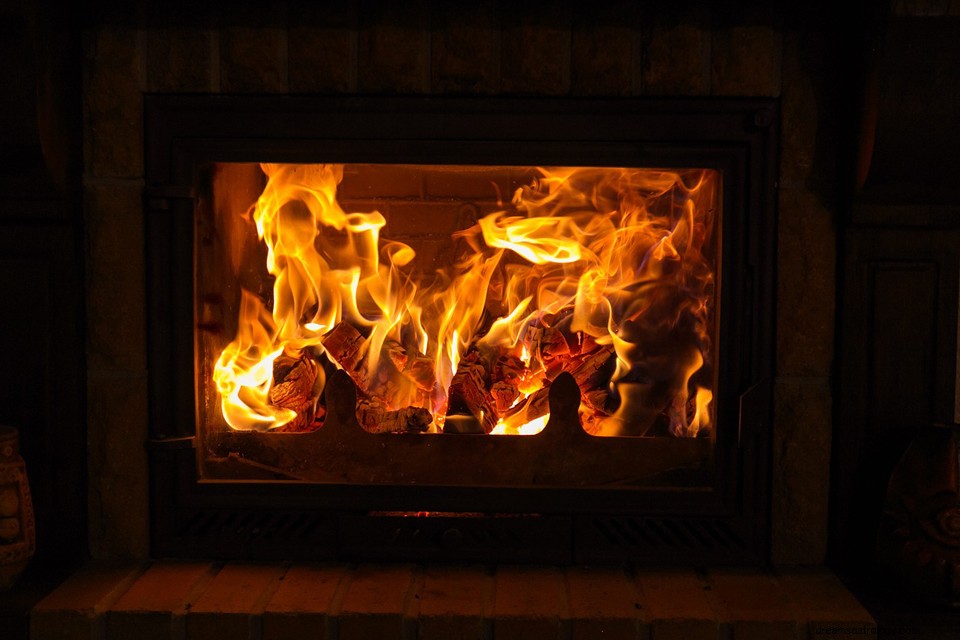 暖炉–夢の意味と解釈 