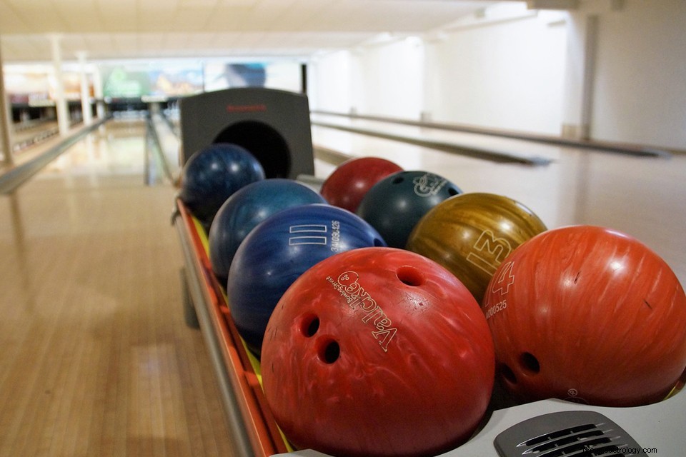 Bowling in un sogno:significato e simbolismo 