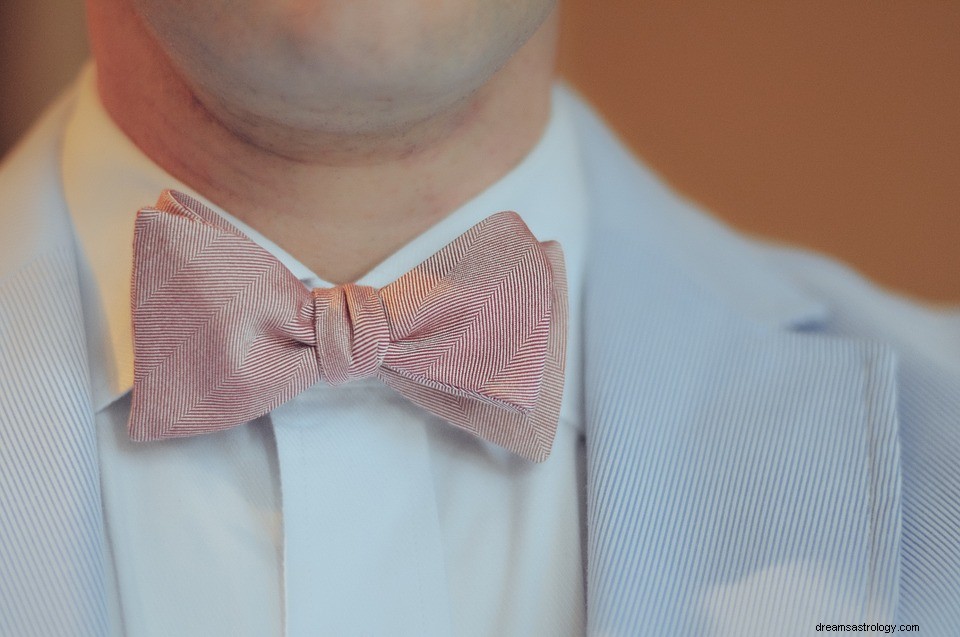 Bow Tie – Arti Mimpi dan Simbolisme 