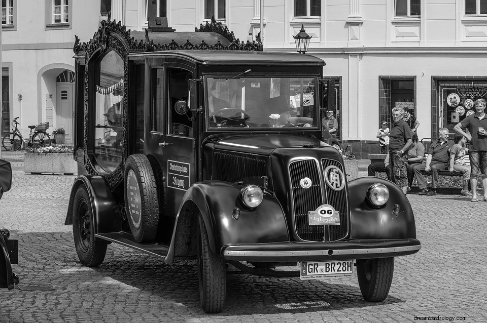 Carro funerário em um sonho - significado e simbolismo 