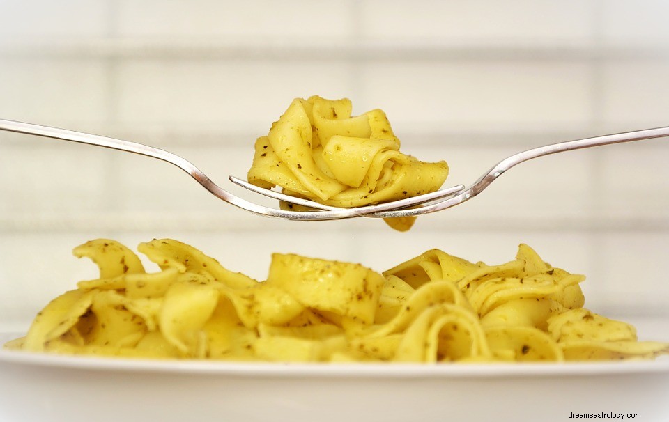 Tagliatelle o Pasta in un Sogno – Significato e Spiegazione 