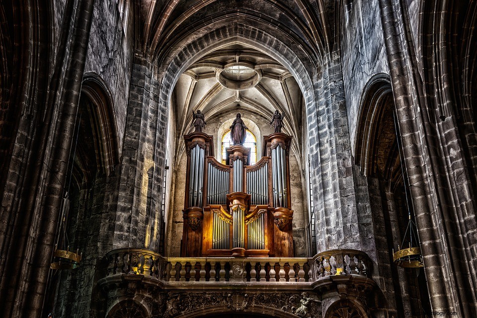 Orgel im Traum – Bedeutung und Erklärung 