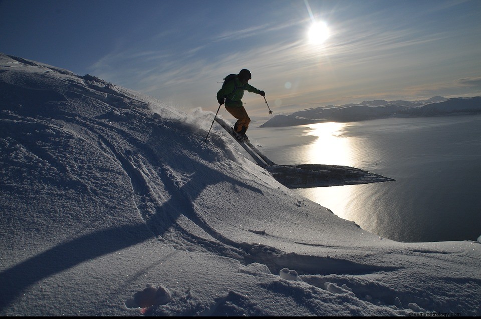 Ski und Skifahren – Traumbedeutung und Symbolik 