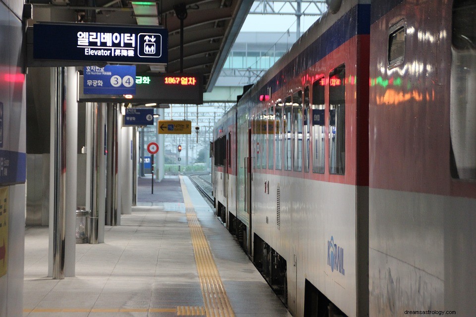 Bus- of treinstation in een droom - betekenis en symboliek 